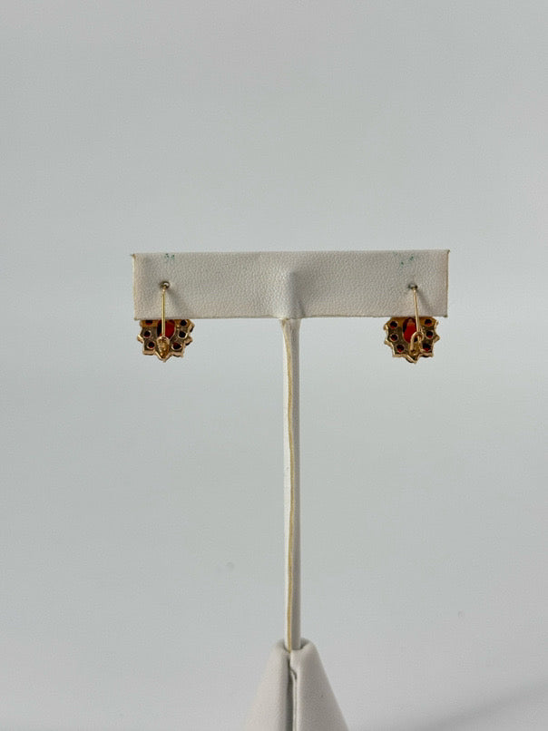 14k Garnet Flower Earrings