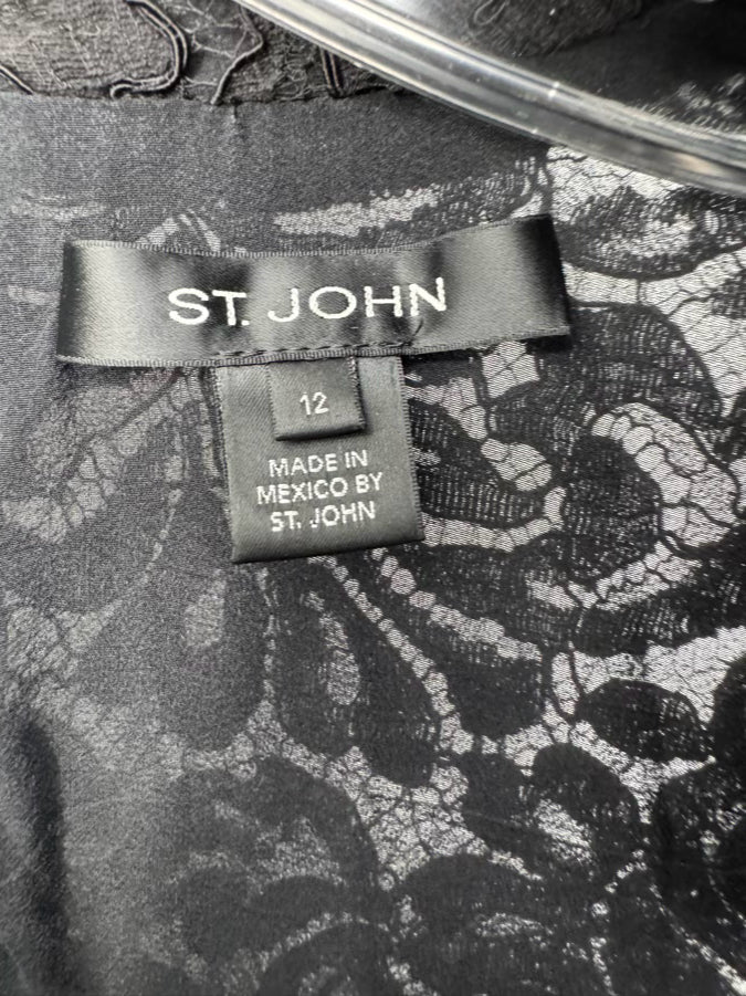 ST JOHN Size 12 Black Lace Sleeveless Top