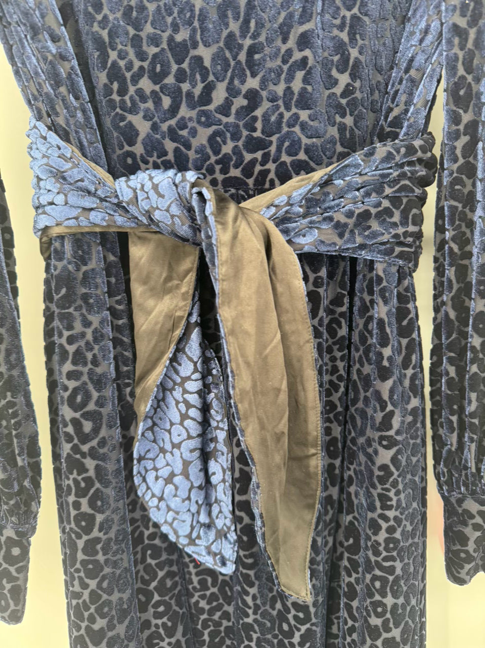 CROSBY BY MOLLIE BURCH Size M Midnight Leopard Print Maxi-Dress NWT