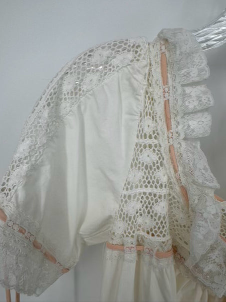 BONNIE STRAUSS Size S Cream Lace Detail Nightgown