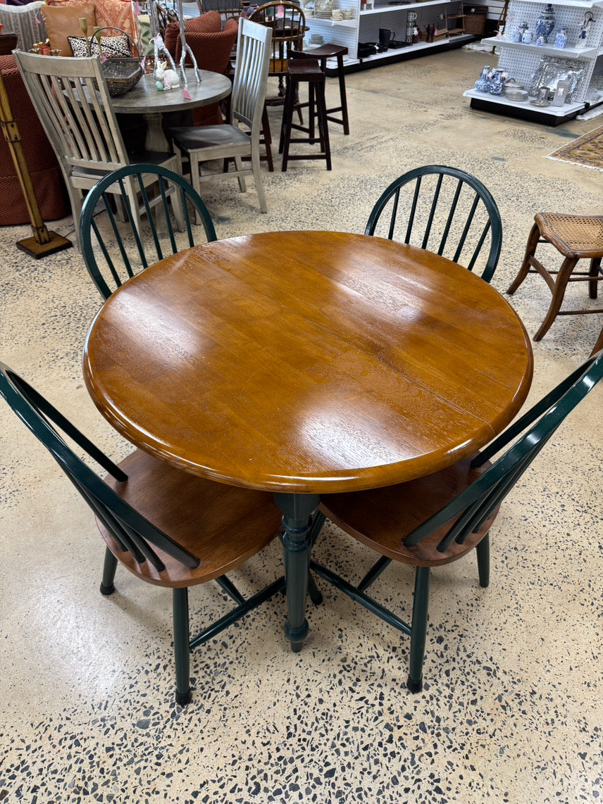 Brown & Green Wood Table & 4 Chairs w/ Leaf