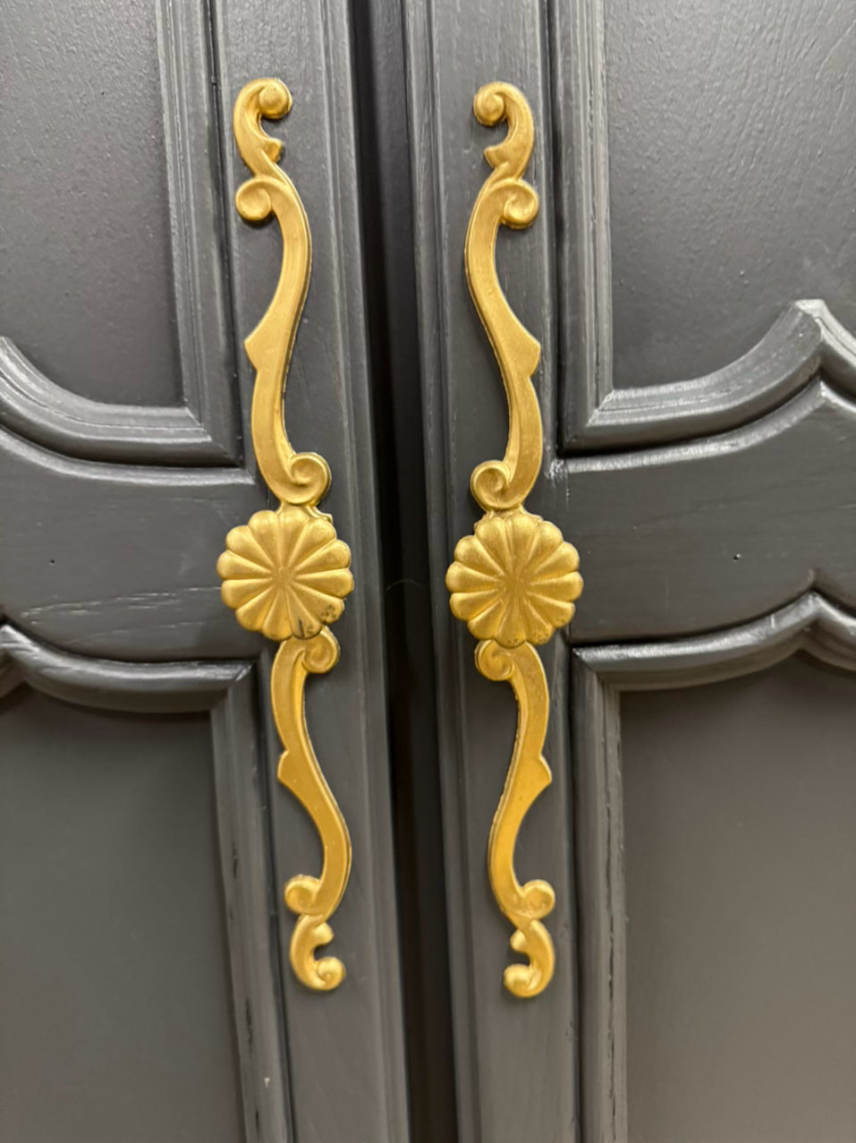 VINTAGE STANLEY FURNITURE Gray Painted Wood Armoire