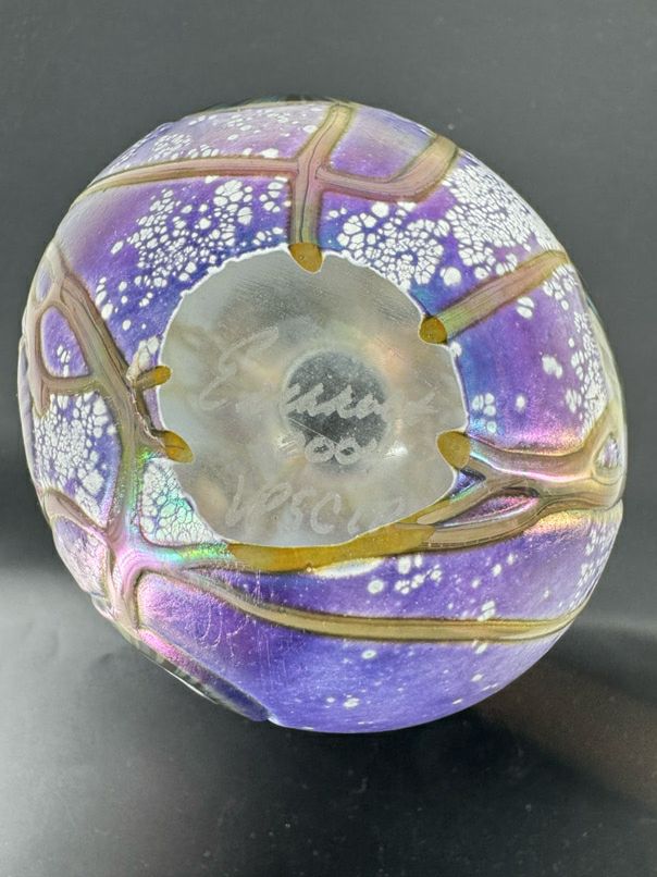 EICKHOLT 2004 Iridescent Glass Vase