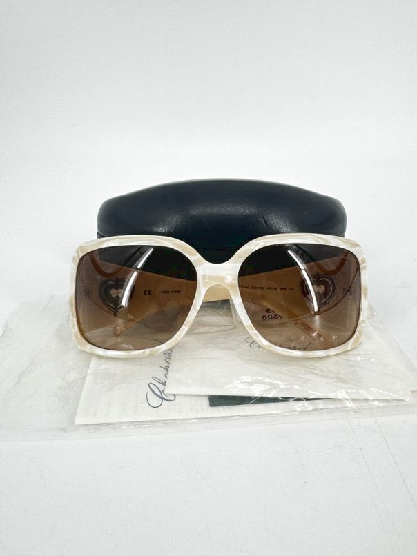 CHOPARD Ivory Marble Effect w/ Rose Gold Heart Detail Sunglasses