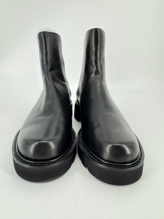 STUART WEITZMAN Size 7 Black Leather Booties NWOT