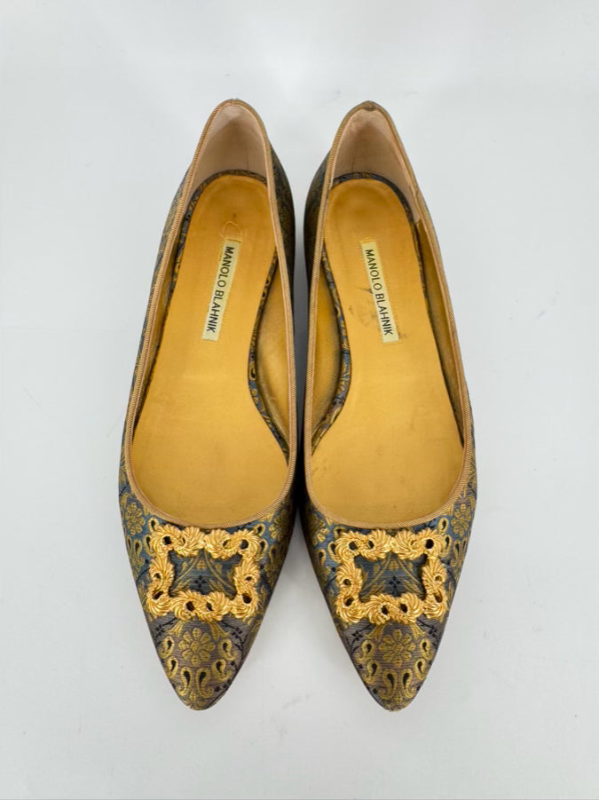 MANOLO BLAHNIK Size 39 Blue & Gold Paisley Flats