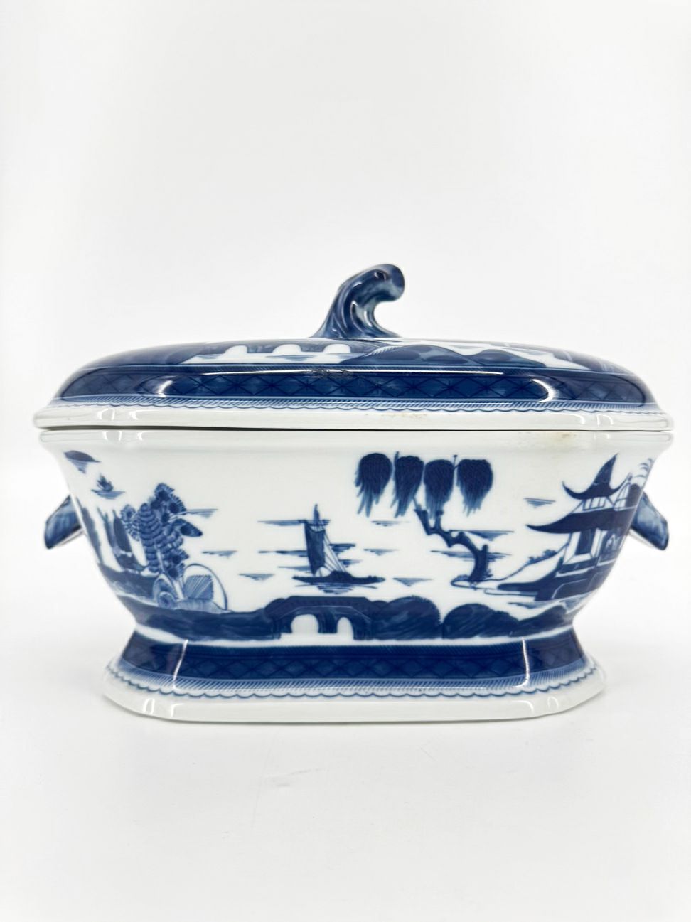 MOTTAHEDEH Blue & White Porcelain Tureen