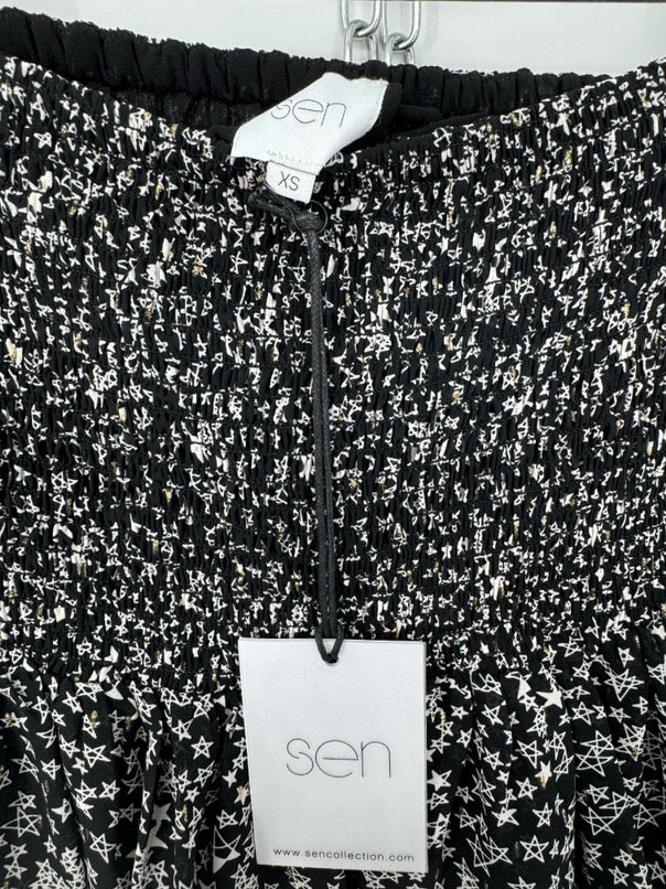 SEN Size XS Black Stars Skirt Set NWT