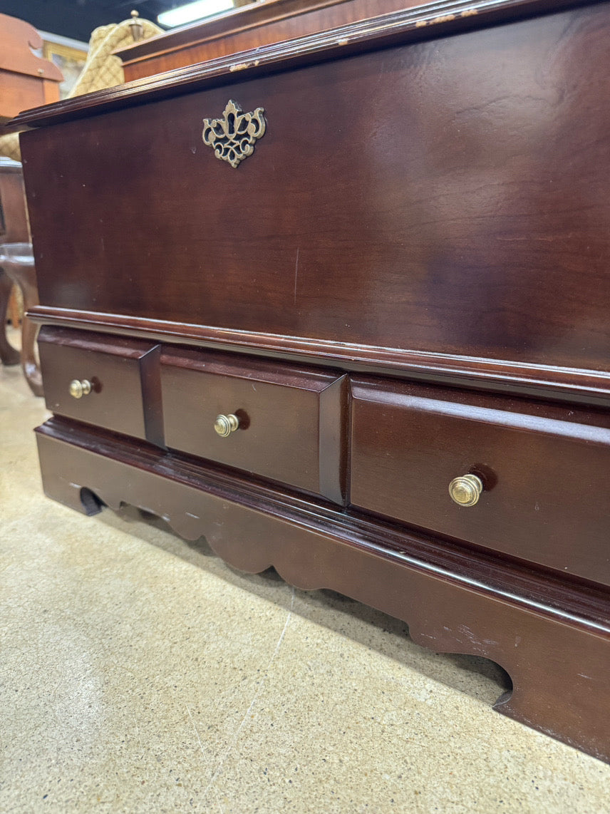 Wood Felt-Lined Hope Chest