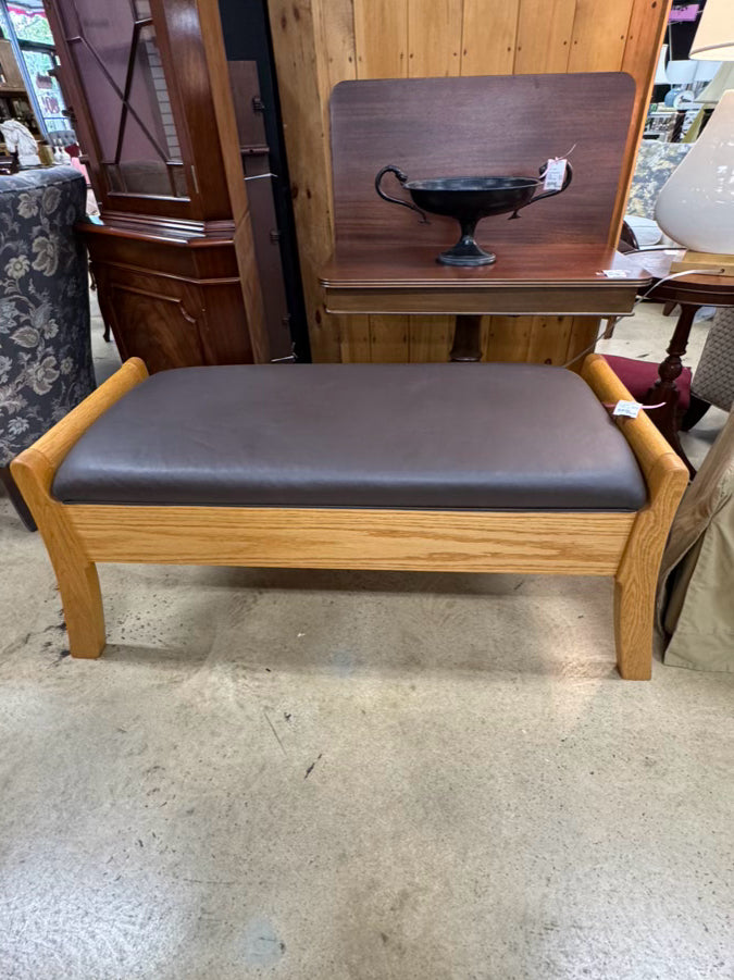 HARDWOOD ARTISANS Oak & Leather Storage Bench