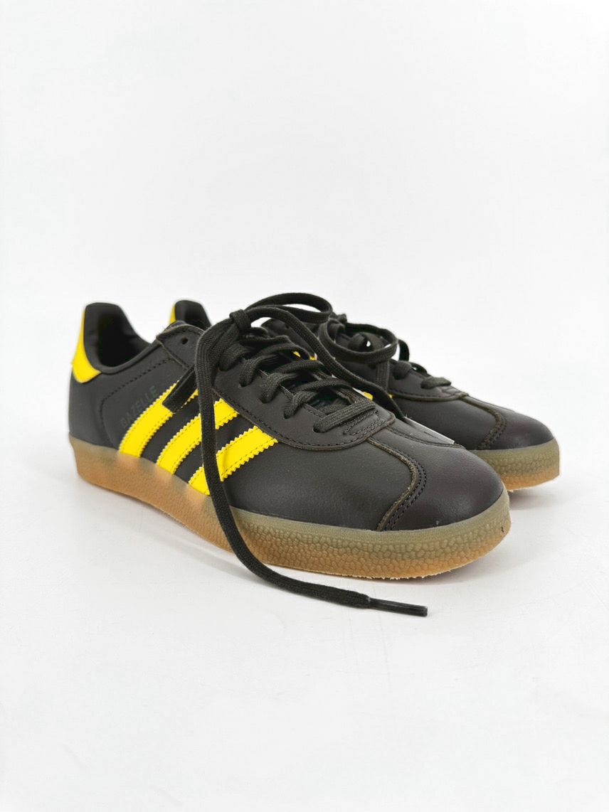 ADIDAS Size 7 Olive & Yellow Samba Sneakers NWT