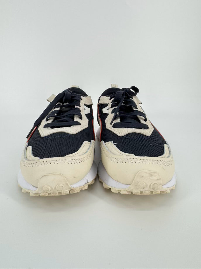 PUMA Size 8.5 Navy & Cream Sneakers