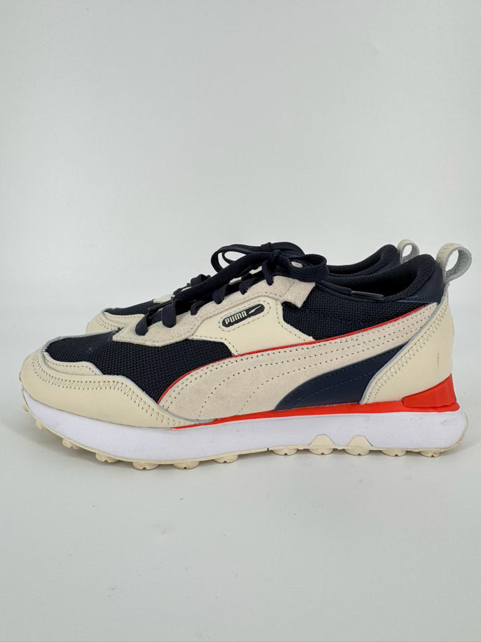 PUMA Size 8.5 Navy & Cream Sneakers