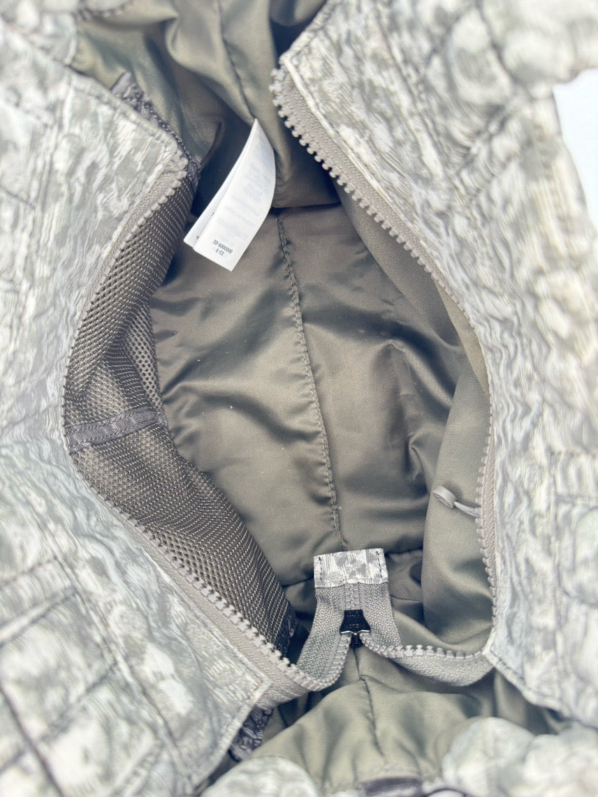LULULEMON Gray Quilted Print Crossbody Tote