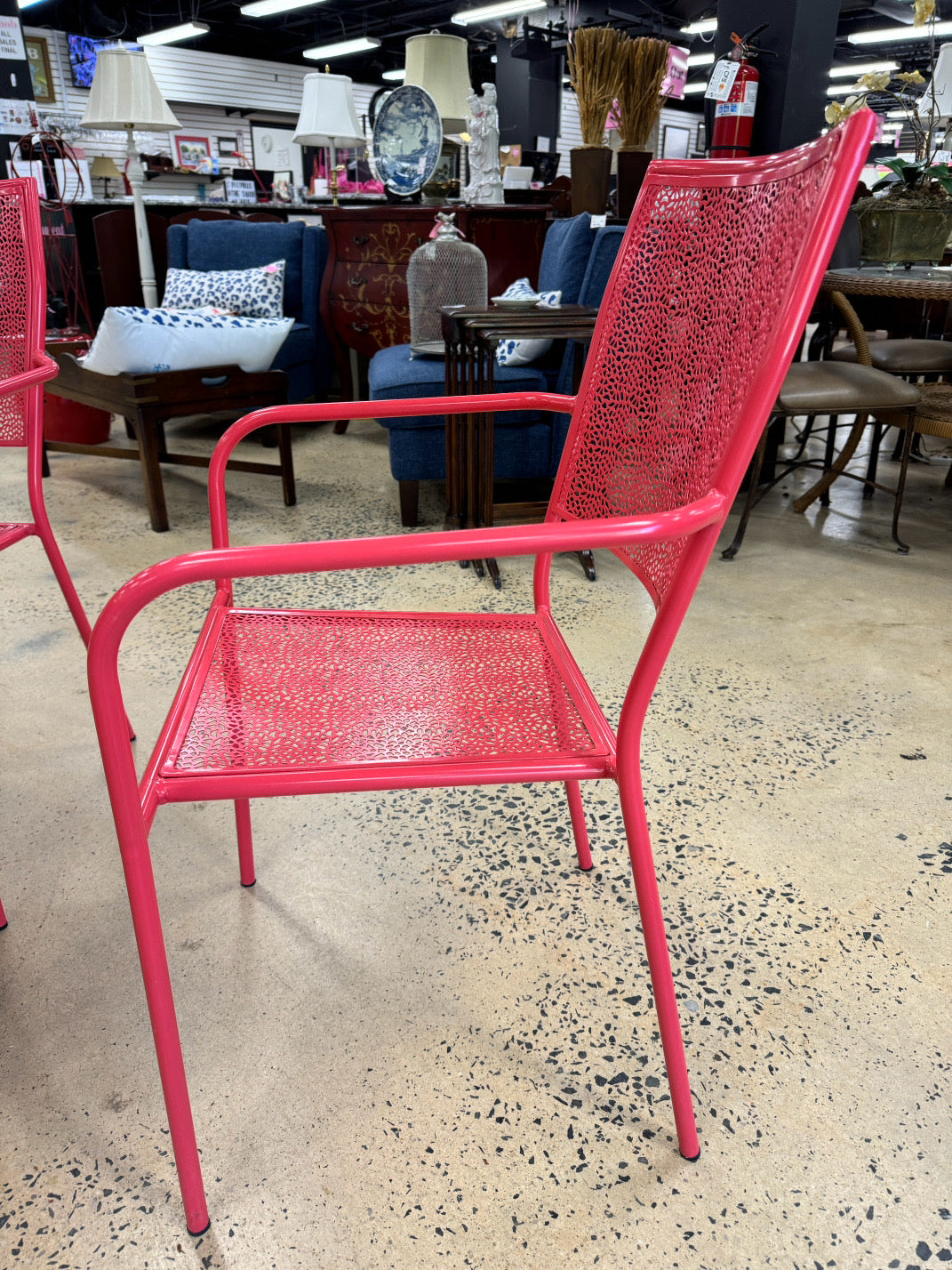OIA OUTDOOR Red Powder Coated Cast Aluminum Dining Set