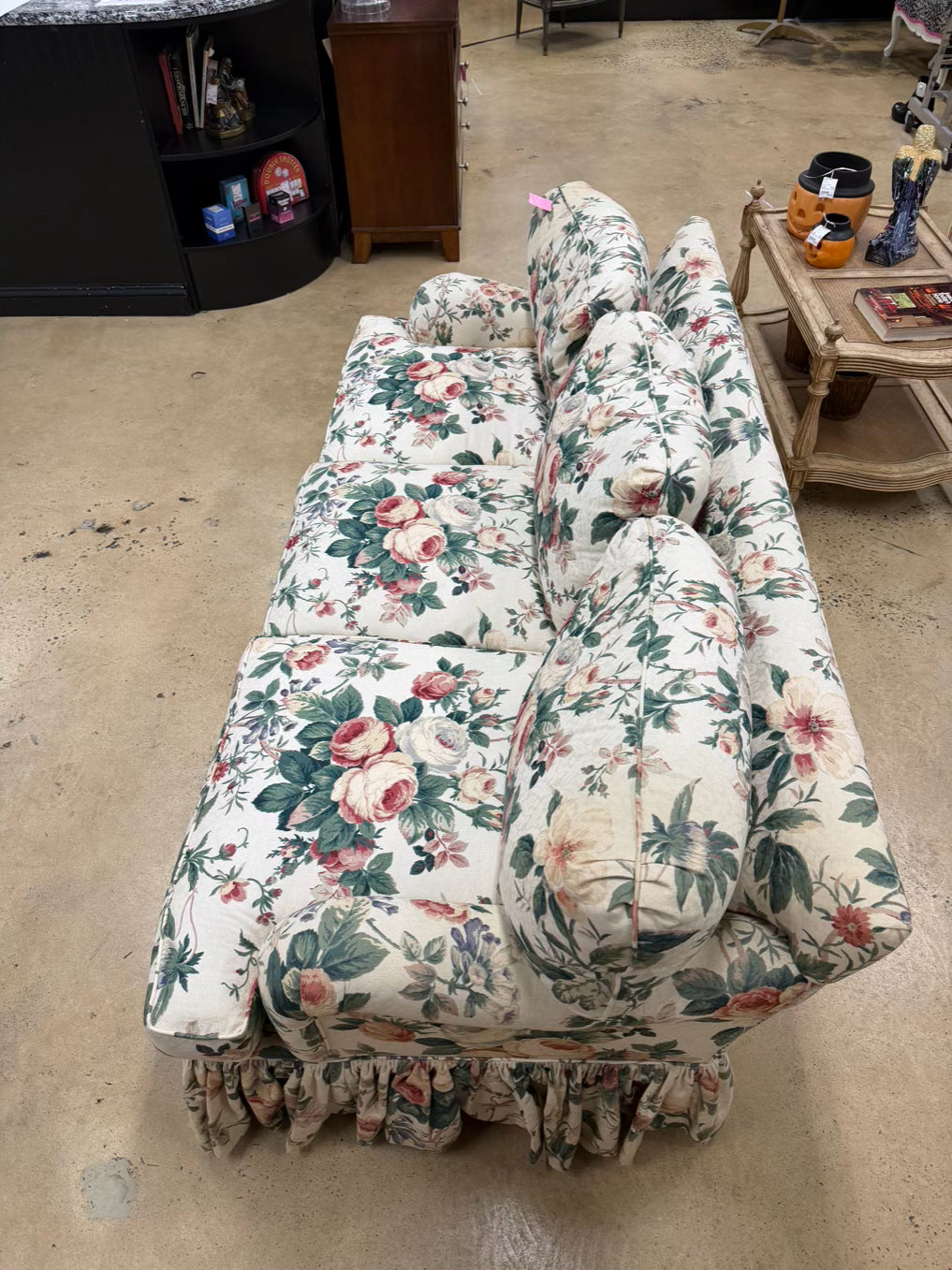 VINTAGE Cream, Pink, Green & Blue 3 Cushion Sofa