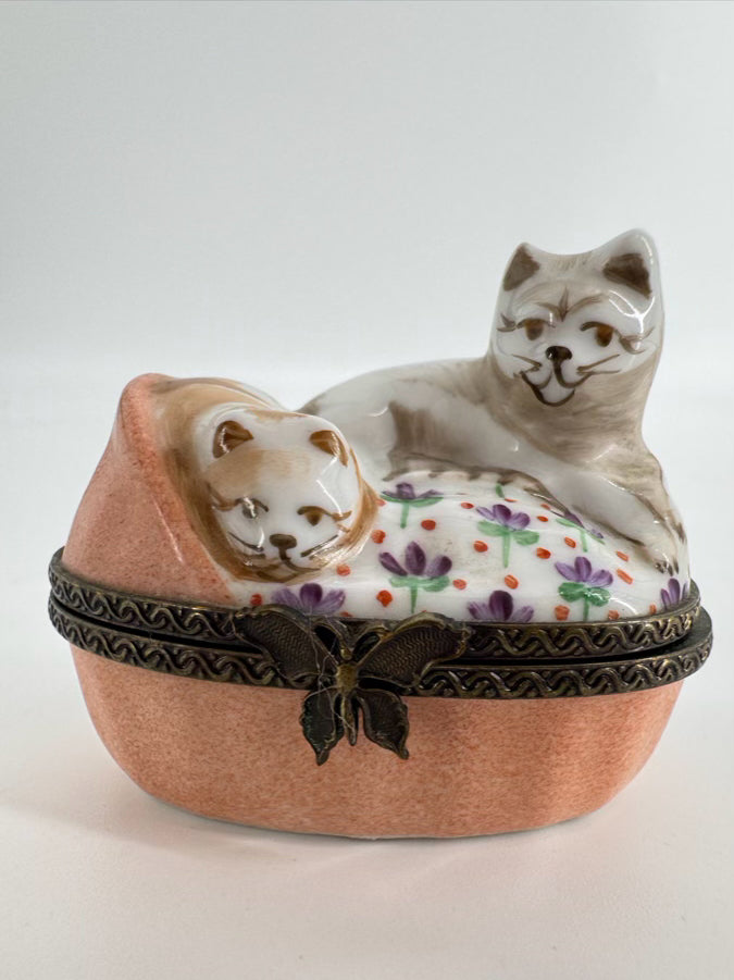 LIMOGES Peach & White Cats Wrapped in Blanket Ceramic Trinket Box