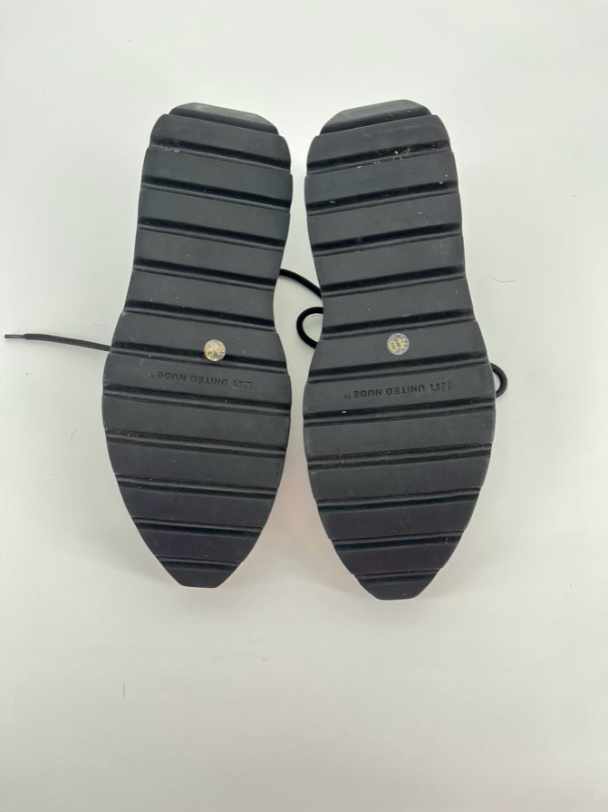 UNITED NUDE Size 40 Navy & Cream Mesh Sneakers