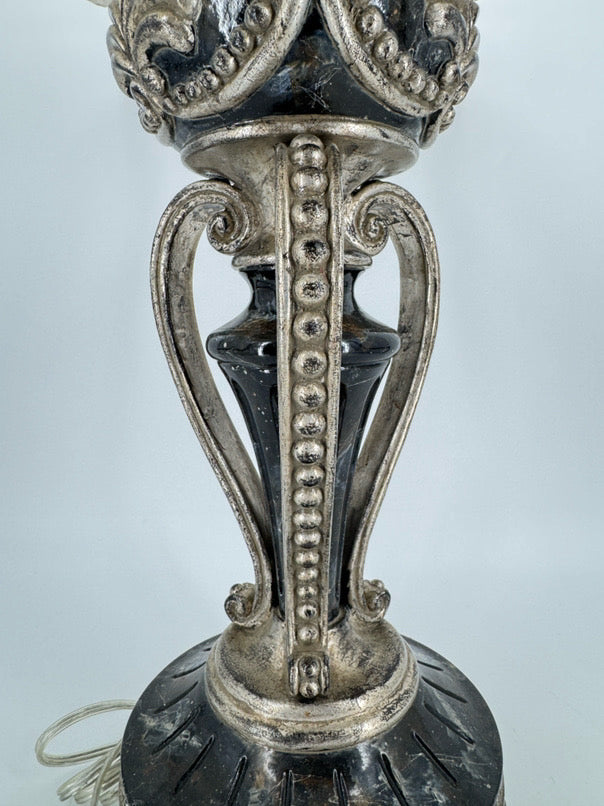 LEEAZANNE Black & Silver Lamp