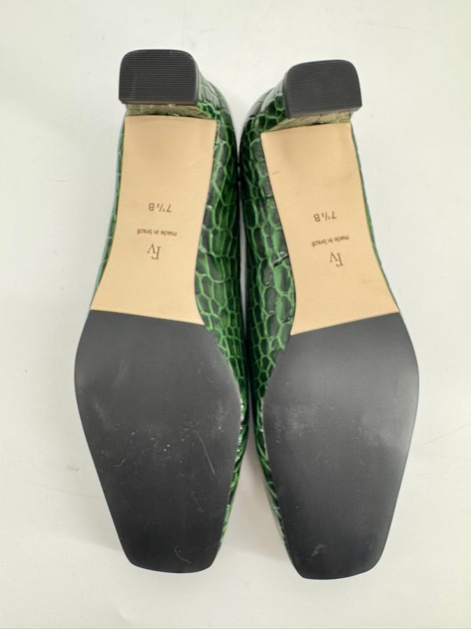 FRANCES VALENTINE Size 7.5 Green Embossed Leather Kitten Heels