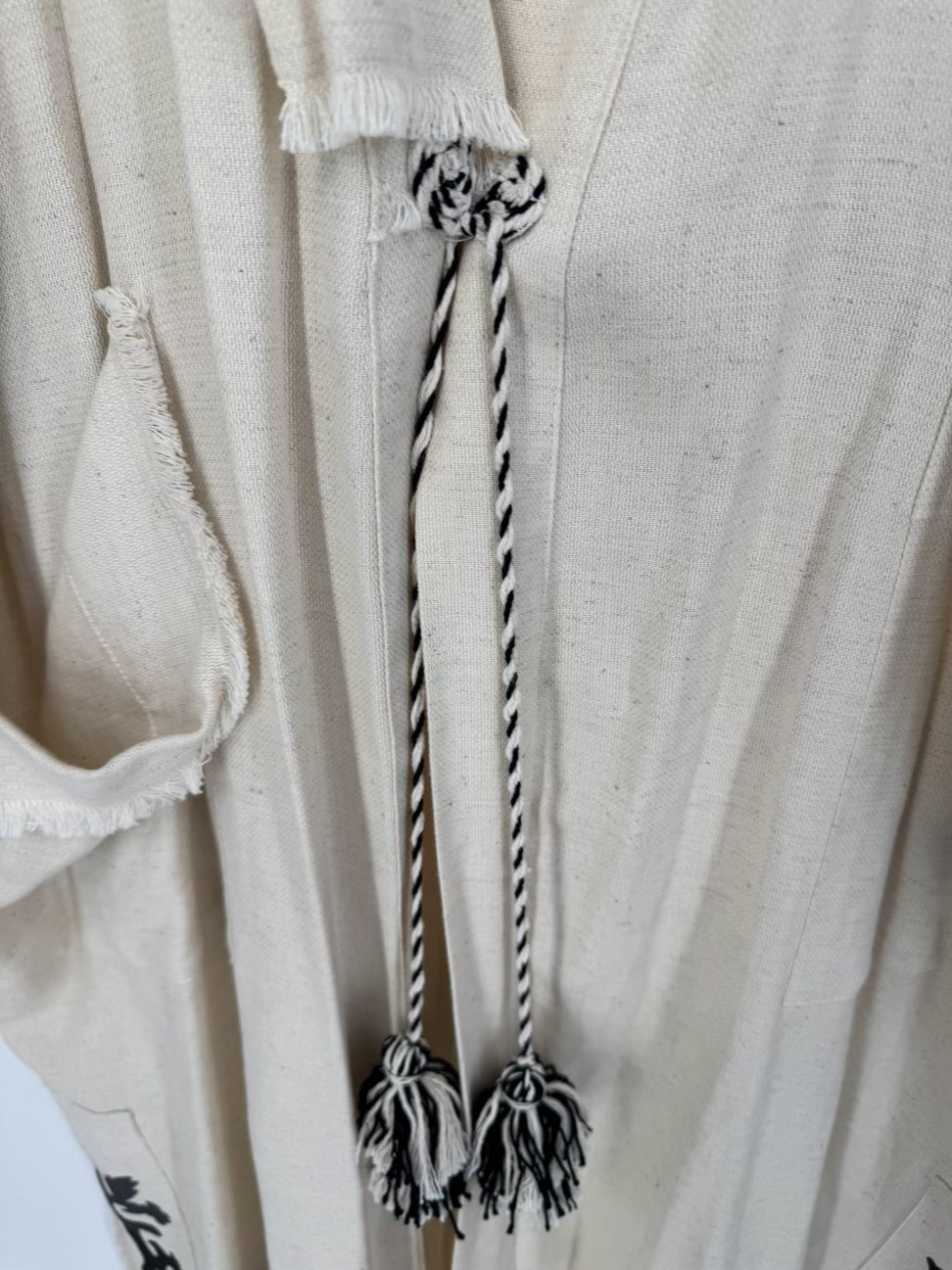 IKIKIZ Size O/S Beige Tassel Wood Block Print Robe NWT