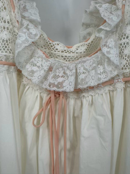 BONNIE STRAUSS Size S Cream Lace Detail Nightgown