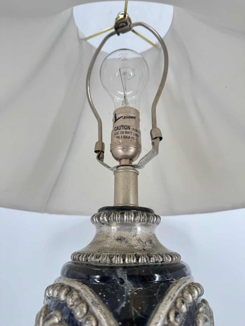 LEEAZANNE Black & Silver Lamp