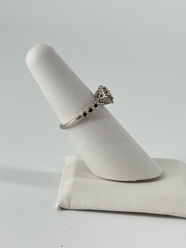 10K White Gold Princess Cut Diamond Ring