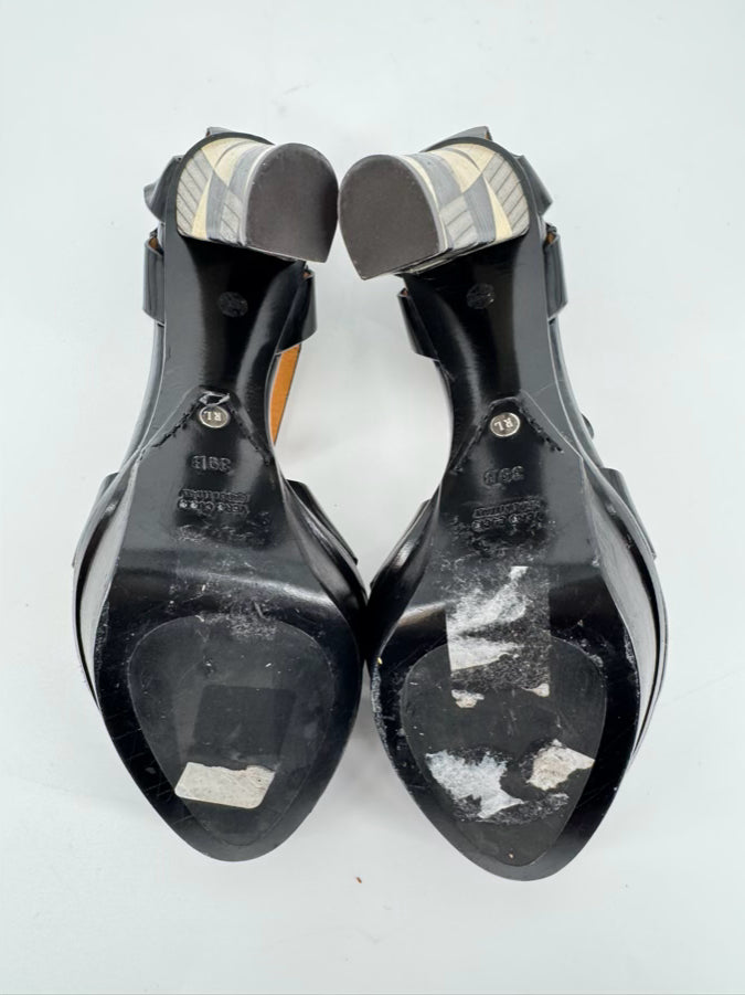 RALPH LAUREN PURPLE LABEL Size 39 Black Patent Leather Pumps
