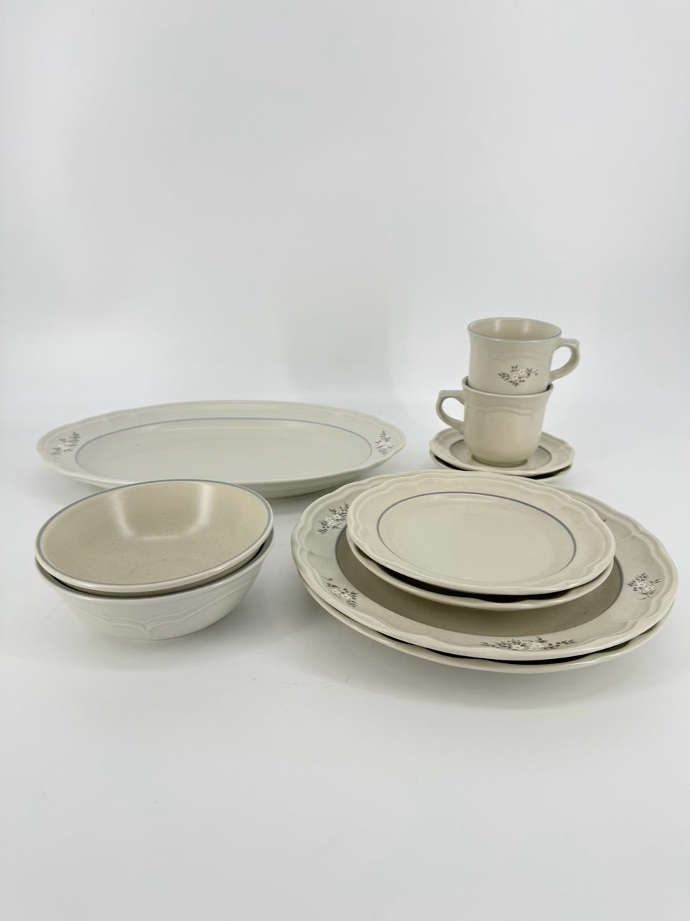 PFALTZGRAFF Cream & Blue Stoneware Heirloom Set of 2 Dinnerware