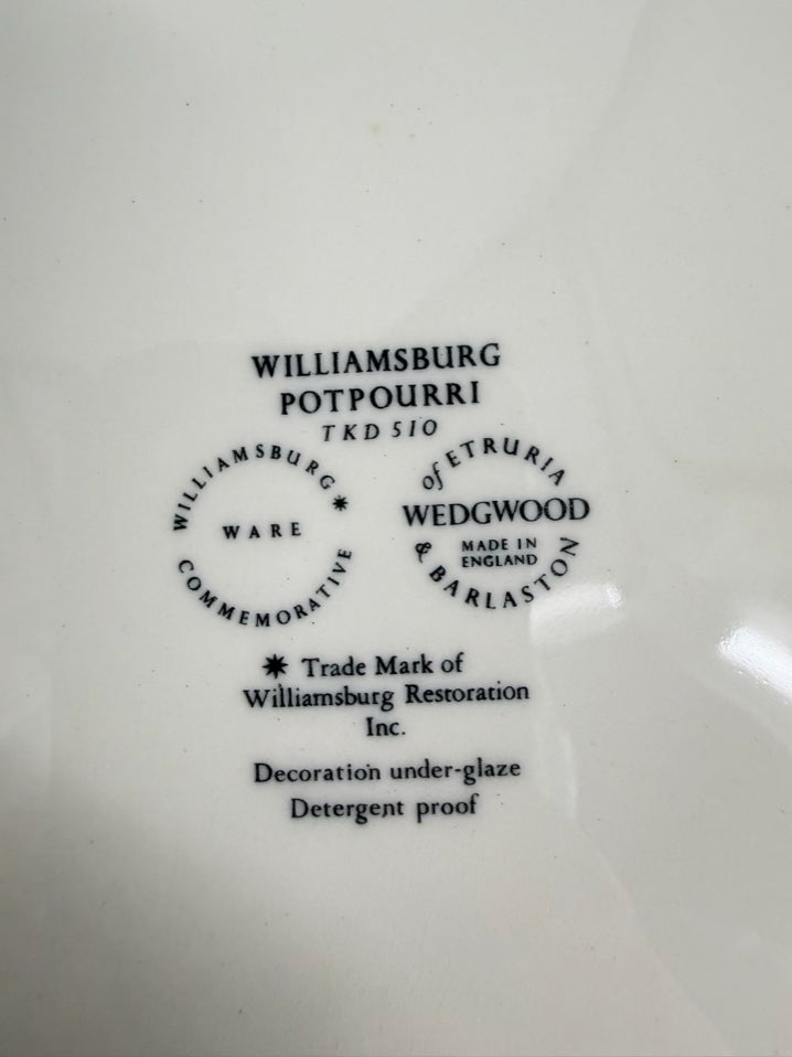 WEDGEWOOD Williamsburg Potpourri White, Pink & Blue China 4 Piece Dinnerware Setting For 6