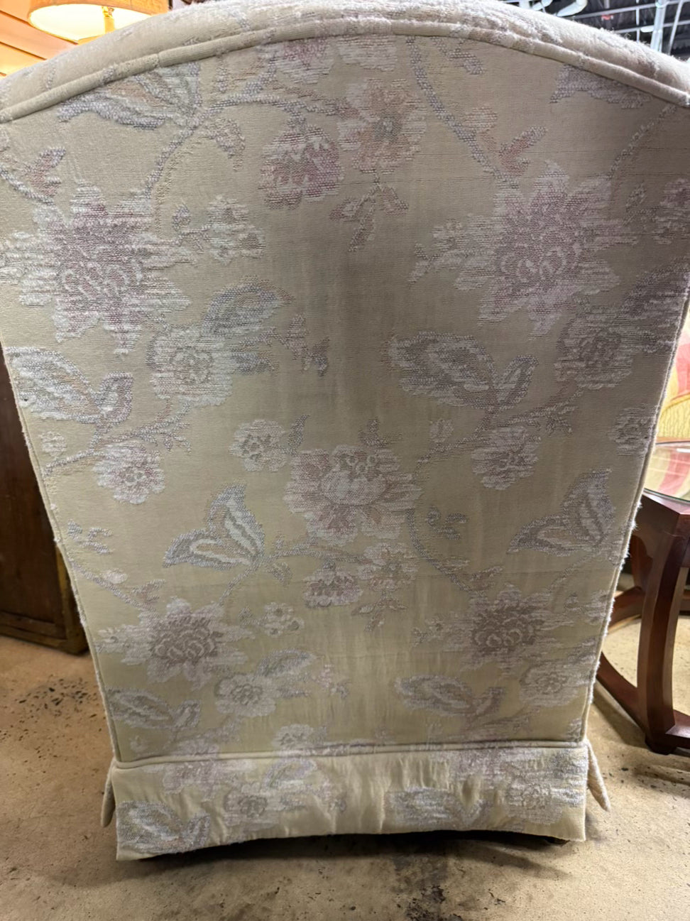 VINTAGE Yellow Floral Chair