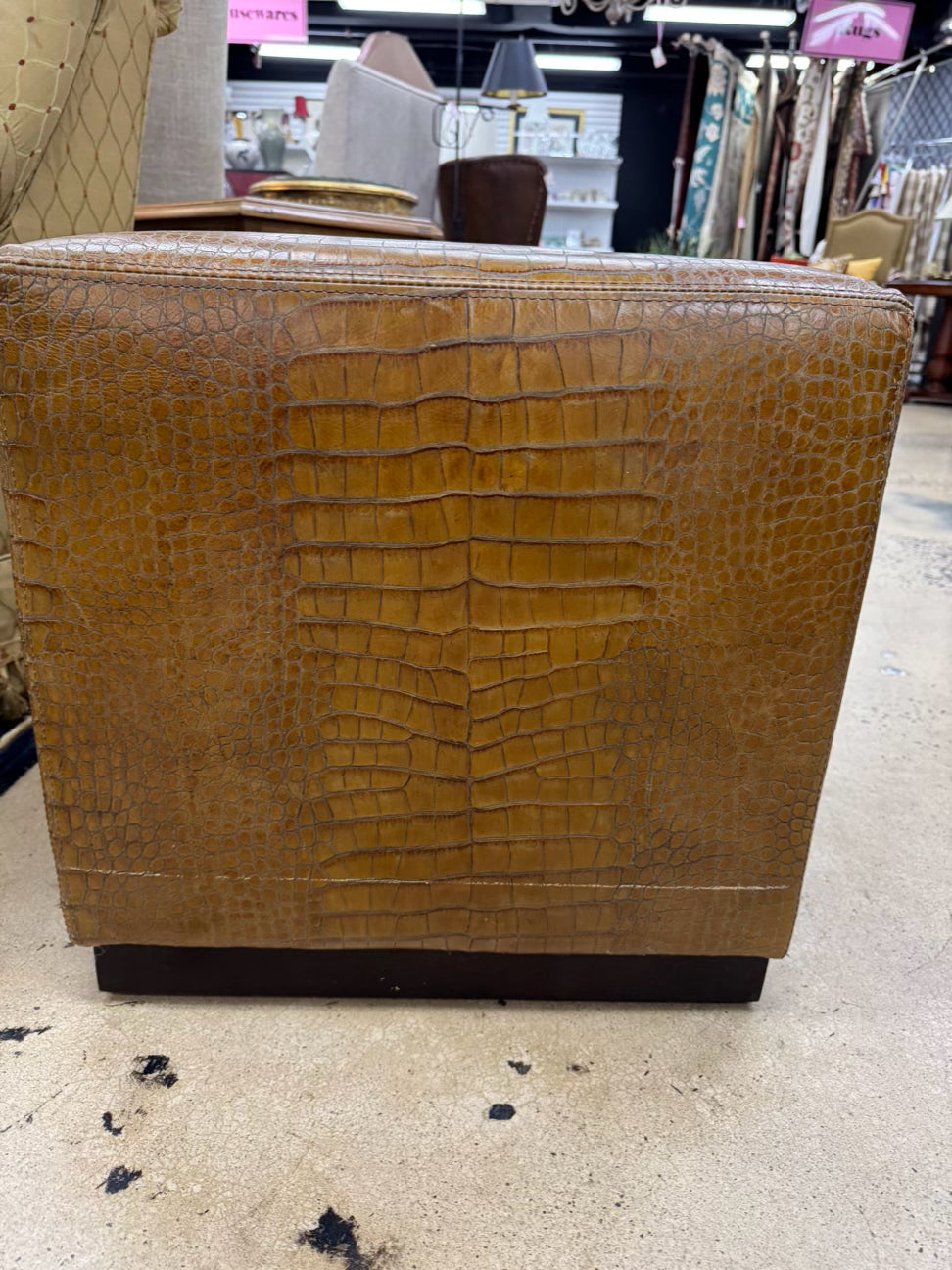WILLIAMS SONOMA Caramel Leather Ottoman
