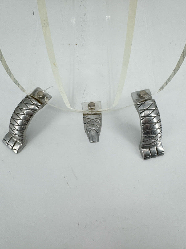 Lucite & Silver Tone Turtle Magazine Rack