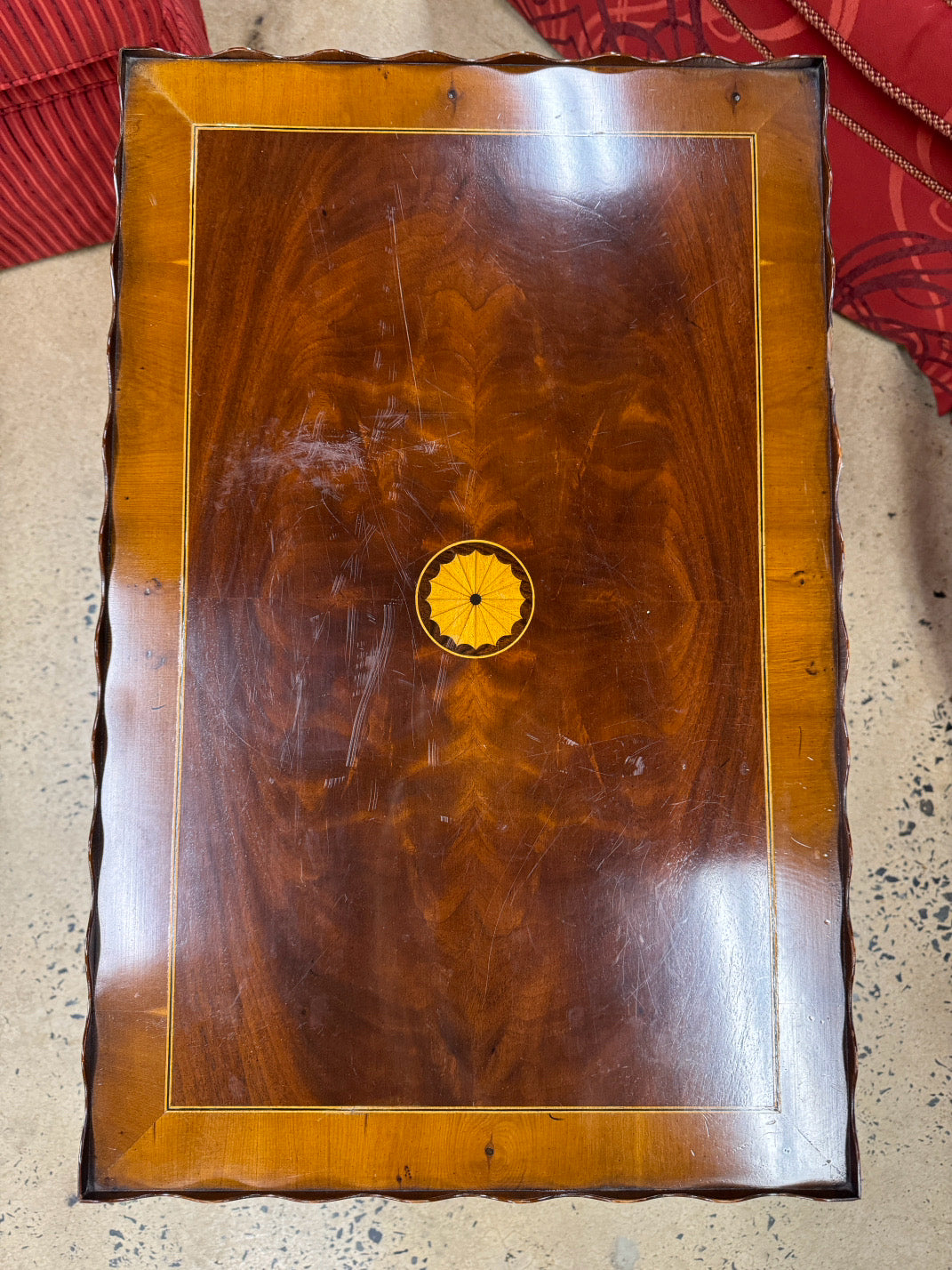 VINTAGE Wood Scallop Edge Side Table