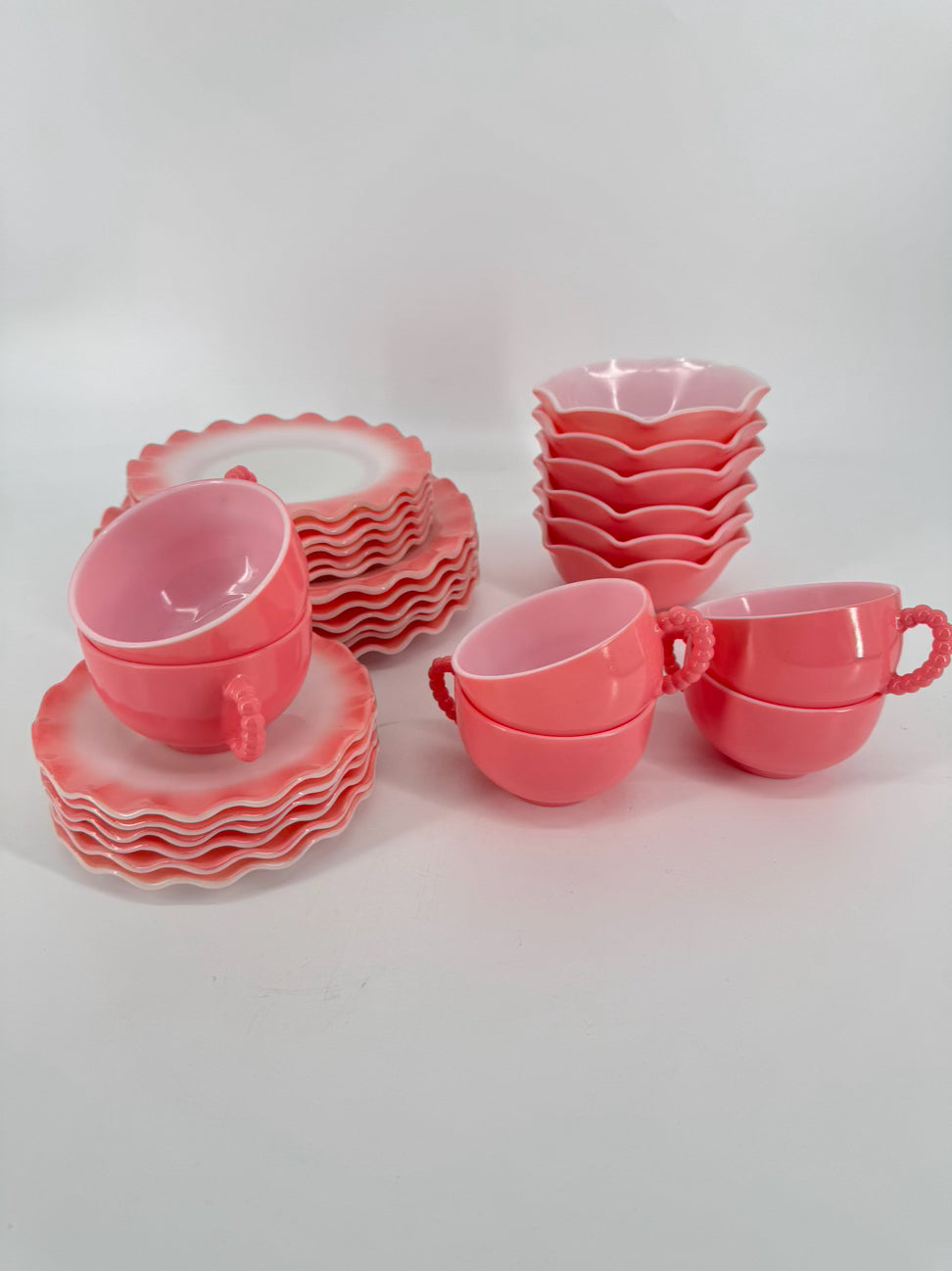 HAZEL ATLAS Pink & White Milk Glass Ripple Setting for 6