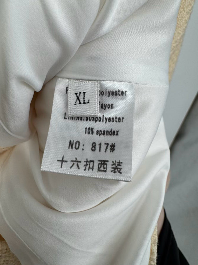 ZCRAVE Size XL Ivory Tweed Blazer