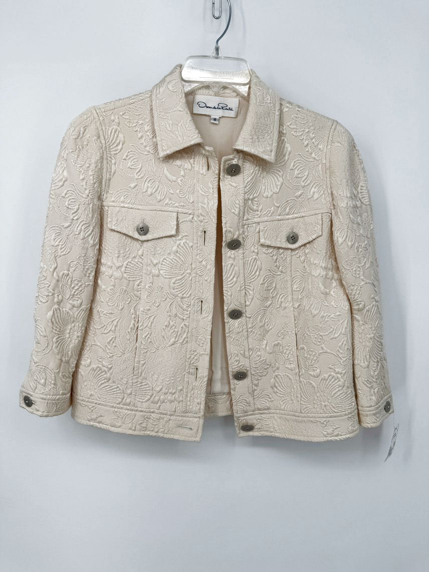 OSCAR DE LA RENTA Size 8 Champagne Embossed Floral Jacket