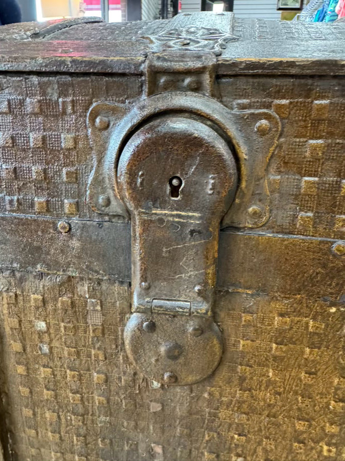 ANTIQUE Wood Roll Top Trunk