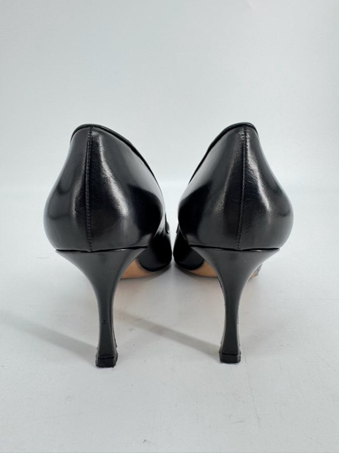 MANOLO BLAHNIK Size 38.5 Black Leather Heels