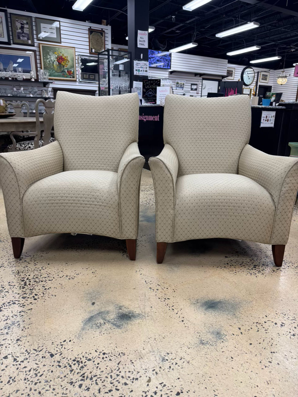HICKORY HILL Cream Pair of Club Chairs