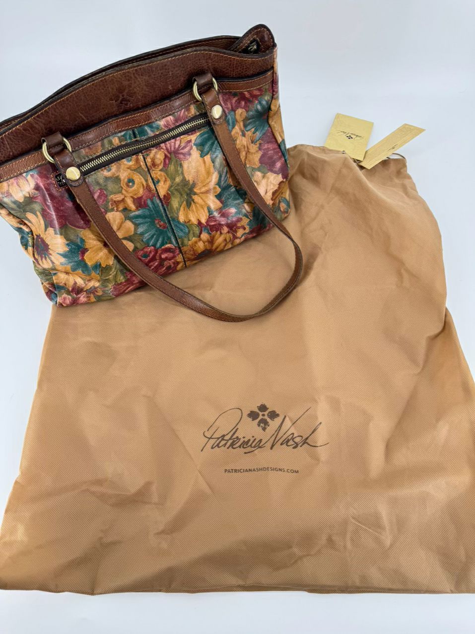 PATRICIA NASH Green & Red Floral Purse