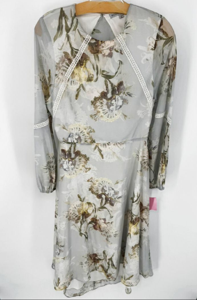 HOPE & IVY Size 14 Pale Blue Floral Open Back Maxi-Dress