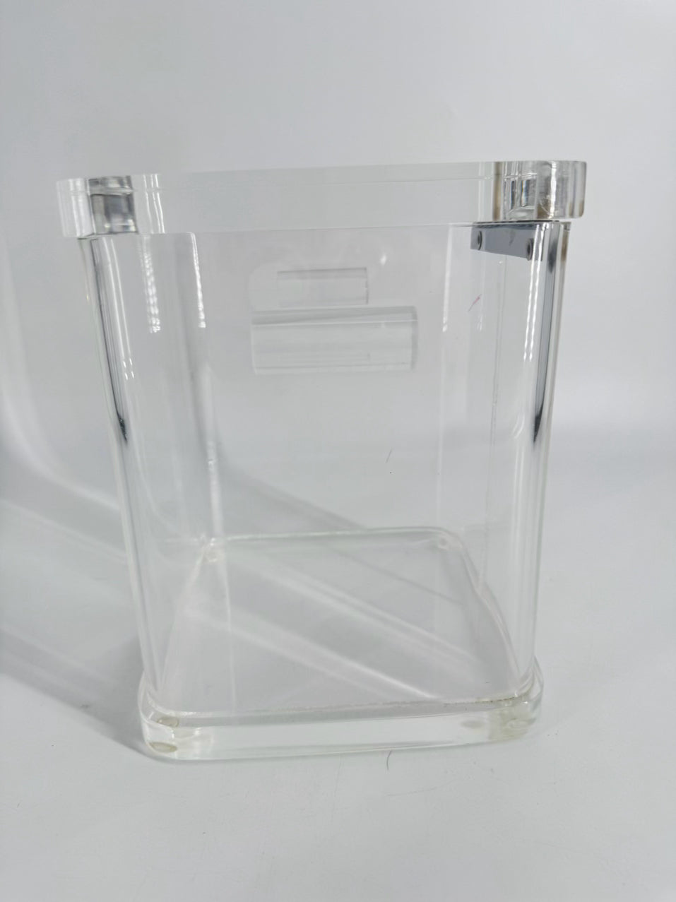 VINTAGE WILARDY Lucite Square Ice Bucket