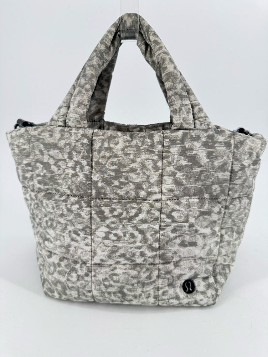 LULULEMON Gray Quilted Print Crossbody Tote