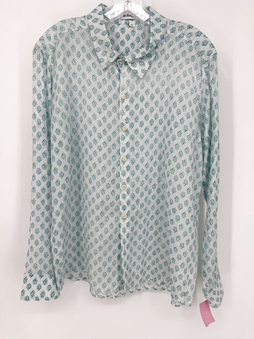 THE LAMU COLLECTION Size M White & Teal Print Blouse