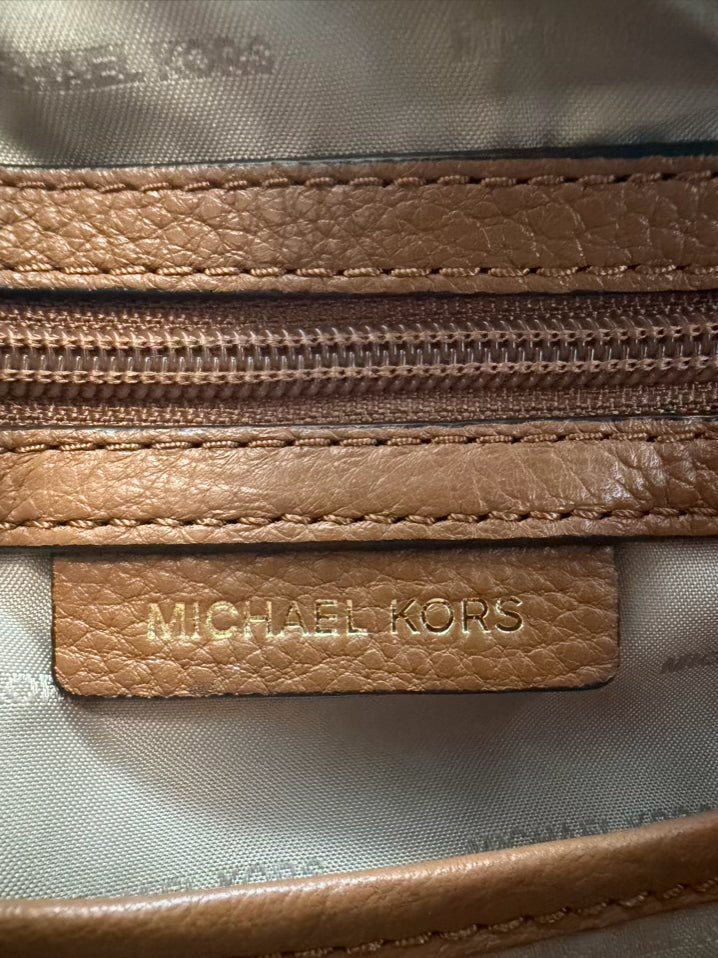 MICHAEL KORS Newbury Acorn Leather Medium Chain Shoulder Tote