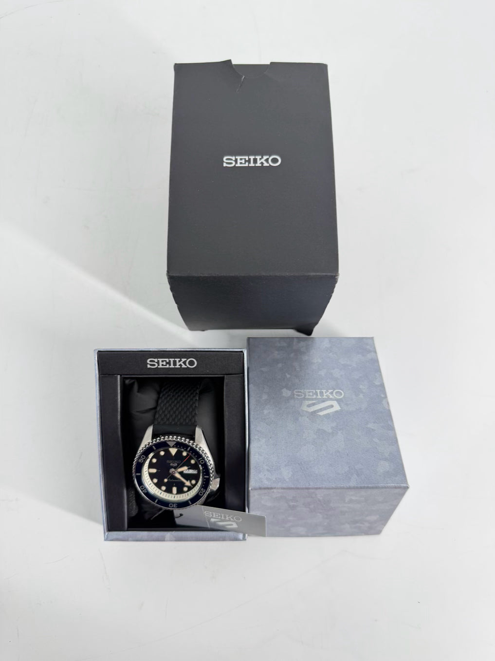 SIEKO Black & Blue Automatic Watch NWT
