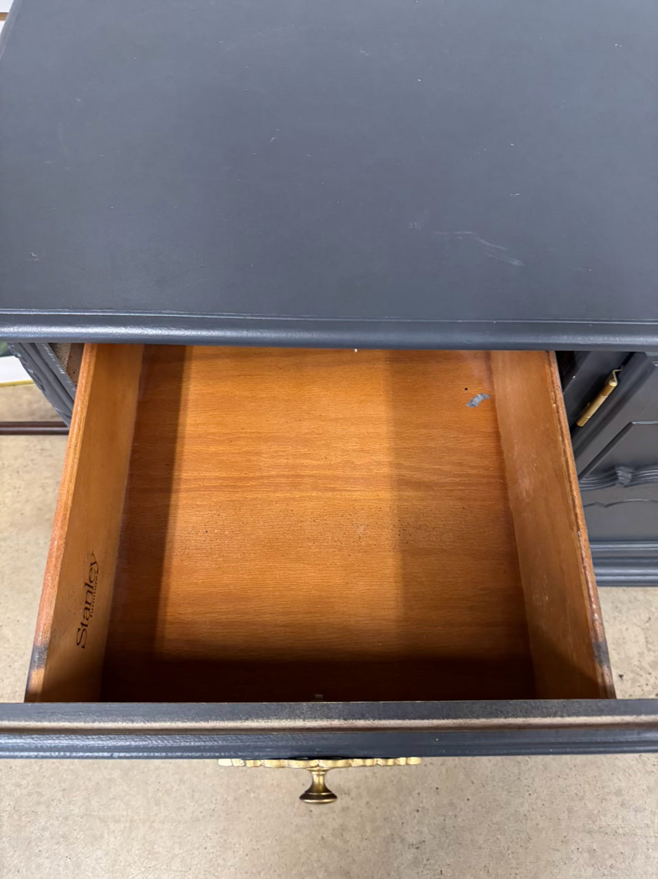 VINTAGE STANLEY FURNITURE Gray Painted Wood Dresser