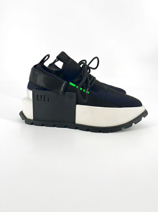 UNITED NUDE Size 40 Navy & Cream Mesh Sneakers